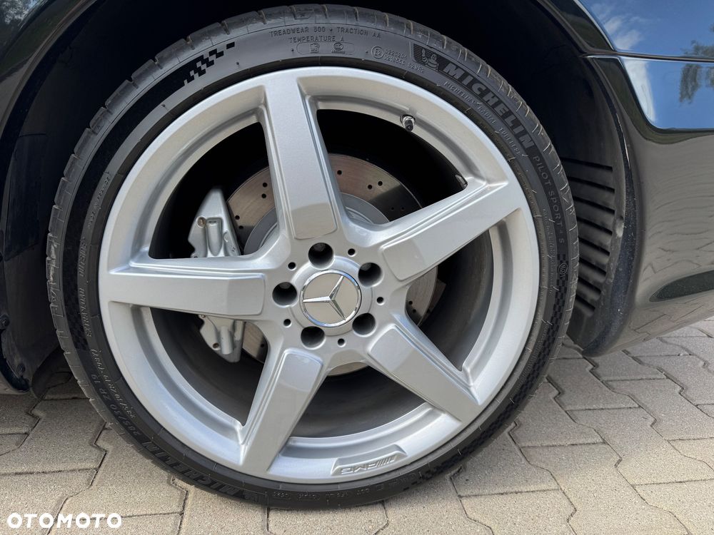 Mercedes-Benz SL 55 AMG - 13