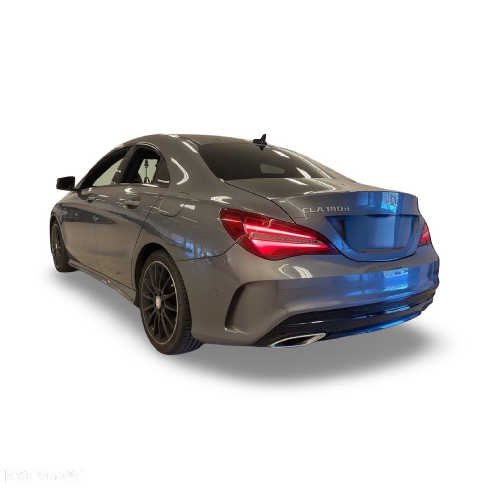 Mercedes-Benz CLA 180 d 7G-DCT AMG Line - 3
