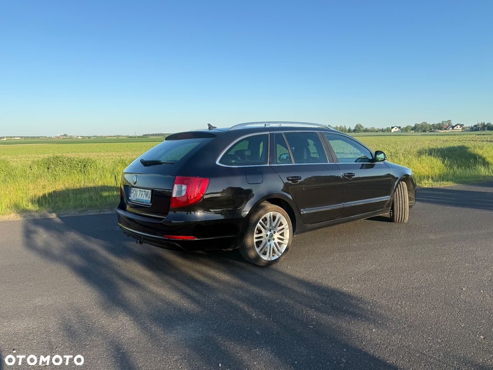 Skoda Superb 2.0 TDI DSG Exclusive - 6