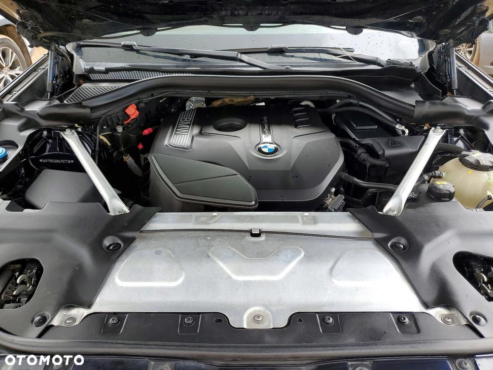 BMW X3 xDrive30i - 11