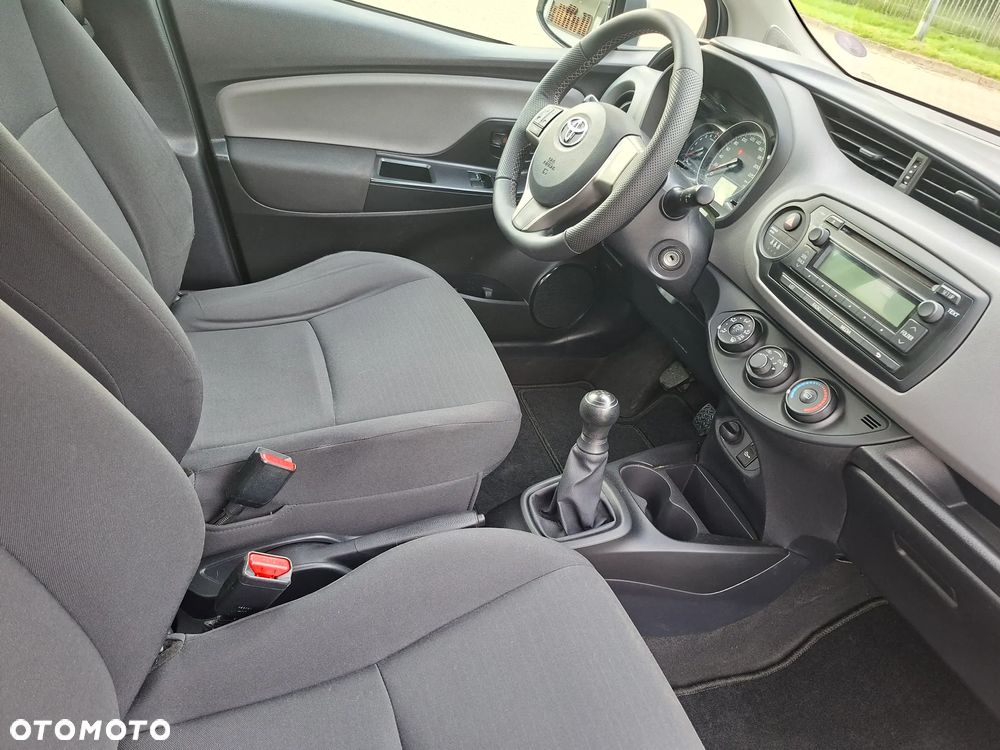 Toyota Yaris - 14