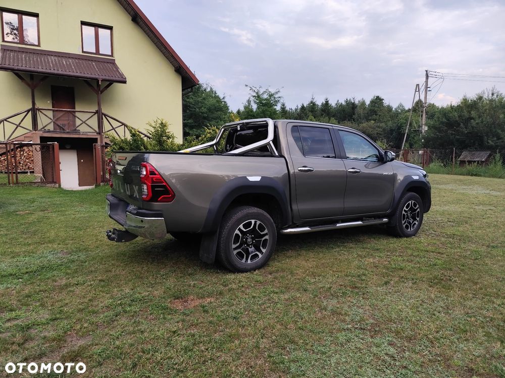 Toyota Hilux 2.8 D-4D Double Cab SR5 4x4 - 4