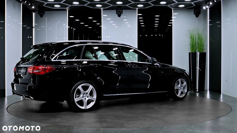 Mercedes-Benz Klasa C 300 d 9G-TRONIC - 10