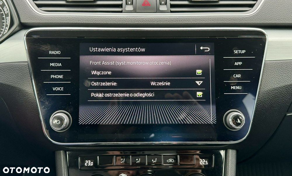 Skoda Superb 2.0 TDI SCR Ambition - 35