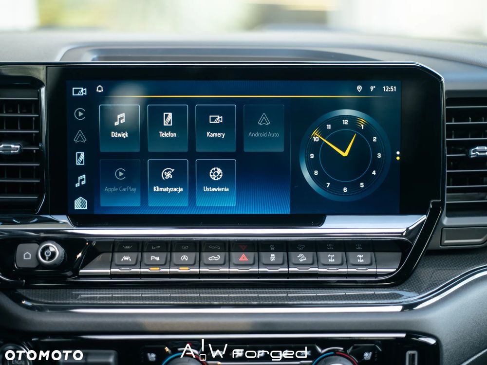 Chevrolet Silverado - 29