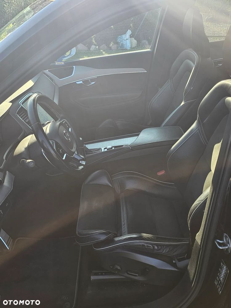 Volvo XC 90 D5 SCR AWD R-Design - 18