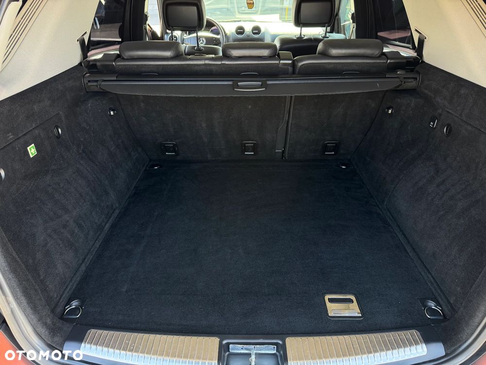 Mercedes-Benz ML 420 CDI 4Matic 7G-TRONIC DPF Edition 10 - 38