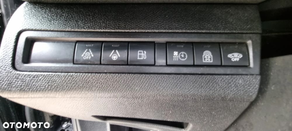 Peugeot 3008 1.6 PureTech Hybrid PHEV GT Pack S&S EAT8 - 14