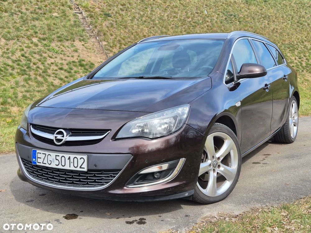 Opel Astra 2.0 CDTI DPF SportsTourer Exklusiv - 1
