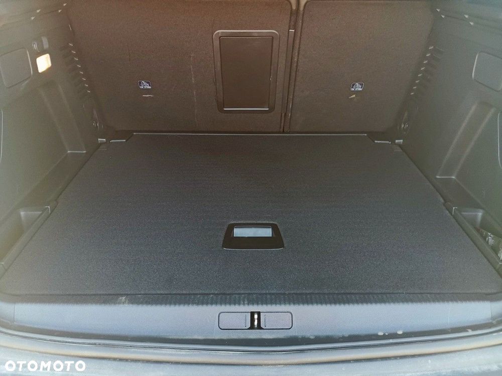 Peugeot 3008 1.2 PureTech Allure Pack S&S EAT8 - 6