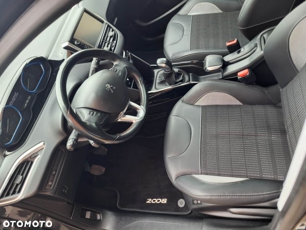 Peugeot 2008 BlueHDi 100 STOP & START Allure - 9