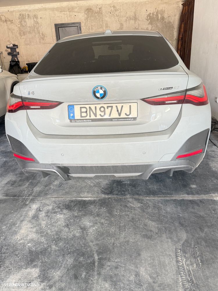 BMW i4 eDrive40 Pack Desportivo M Pro - 2
