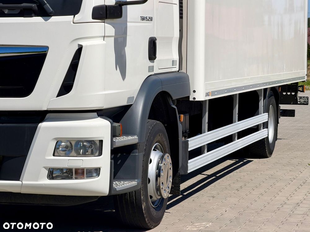 MAN TGM 15.250 / KONTENER / WINDA / 18 EUROPALET / SYPIALKA / AUTOMAT / EURO 6 / 2019 ROK / 7 505 KG ŁADOWNOŚCI / SPROWADZONY - 17