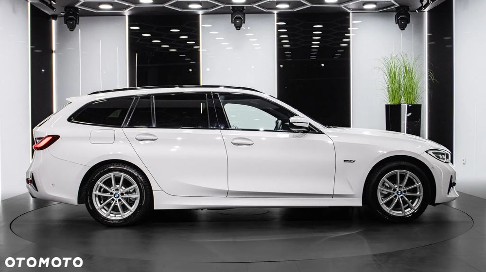 BMW Seria 3 320e Luxury Line - 8