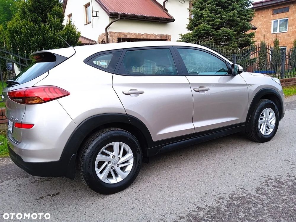 Hyundai Tucson 1.6 GDI BlueDrive Comfort 2WD - 32