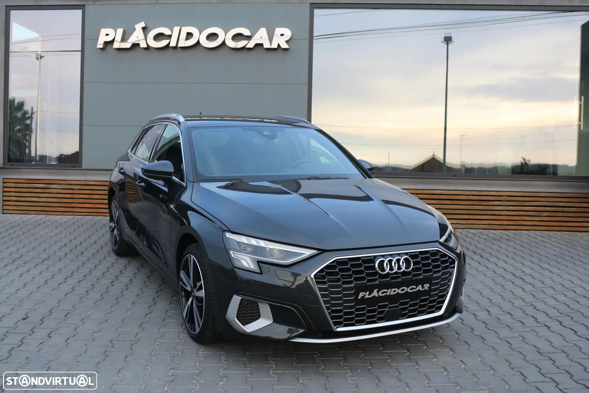 Audi A3 Sportback 40 TFSIe S line - 1
