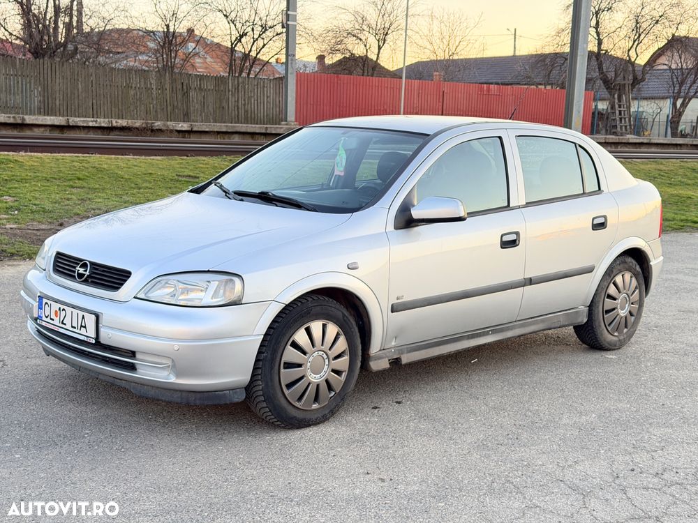 Opel Astra 1.6 - 4