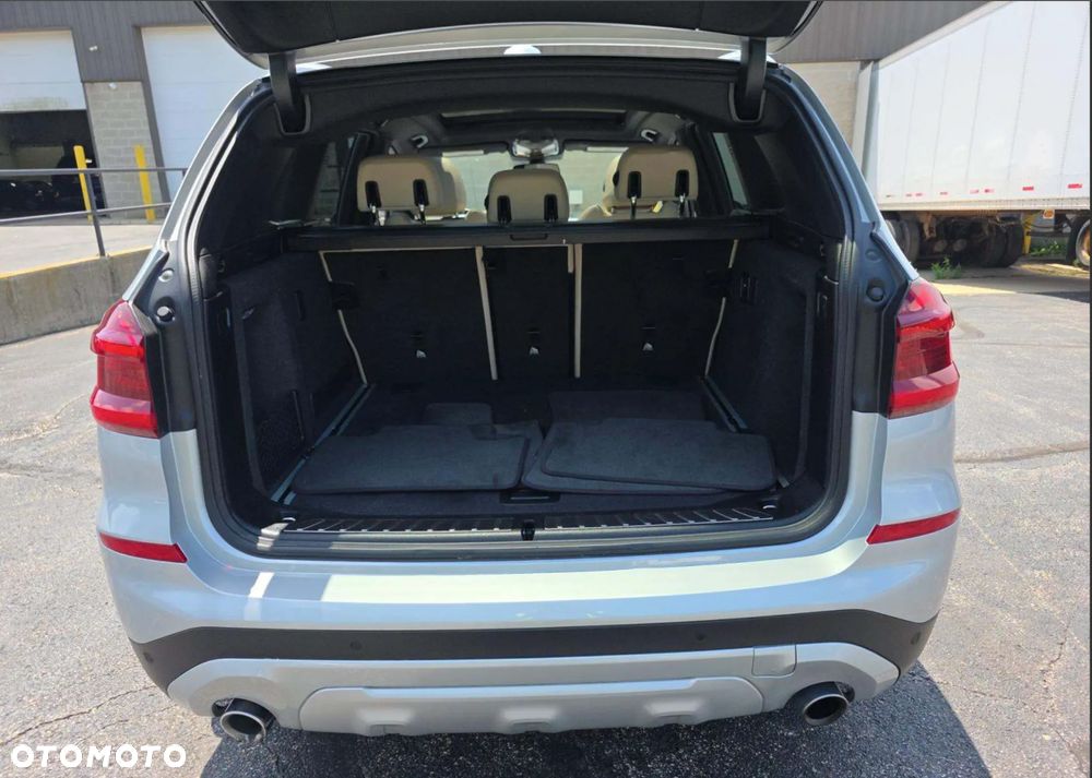 BMW X3 xDrive30i Advantage sport - 8