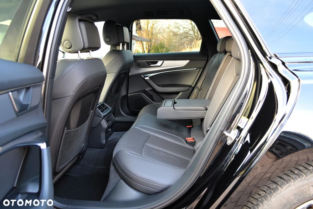 Audi A6 Avant 40 TDI quattro S tronic S line - 12