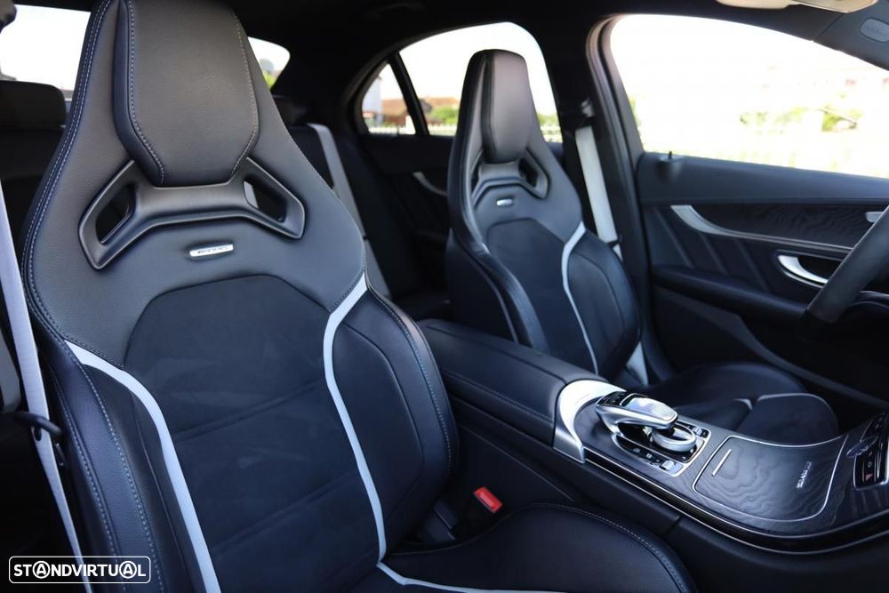 Mercedes-Benz C 63 AMG S - 19