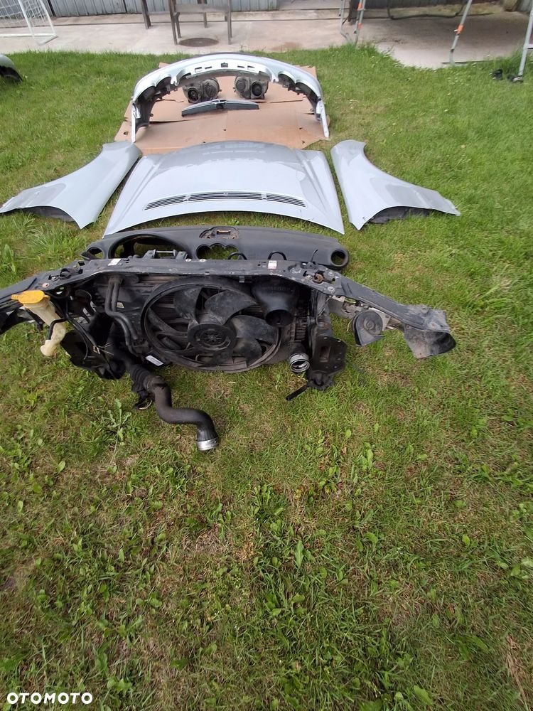 Mercedes W209 CLK maska zderzak błotniki lampy wzmocnienie przód lak 744 - 7