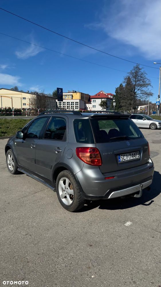 Suzuki SX4 1.9 DDiS DPF 4x4 Comfort - 4