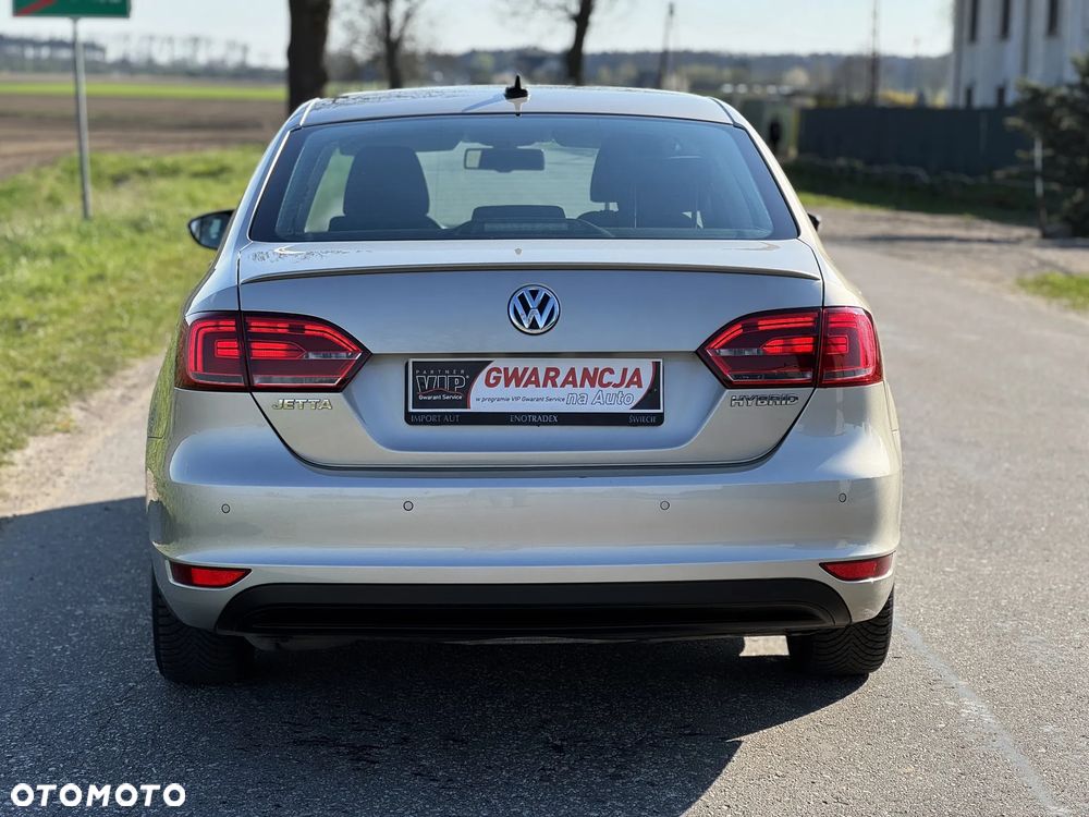 Volkswagen Jetta Hybrid - 14