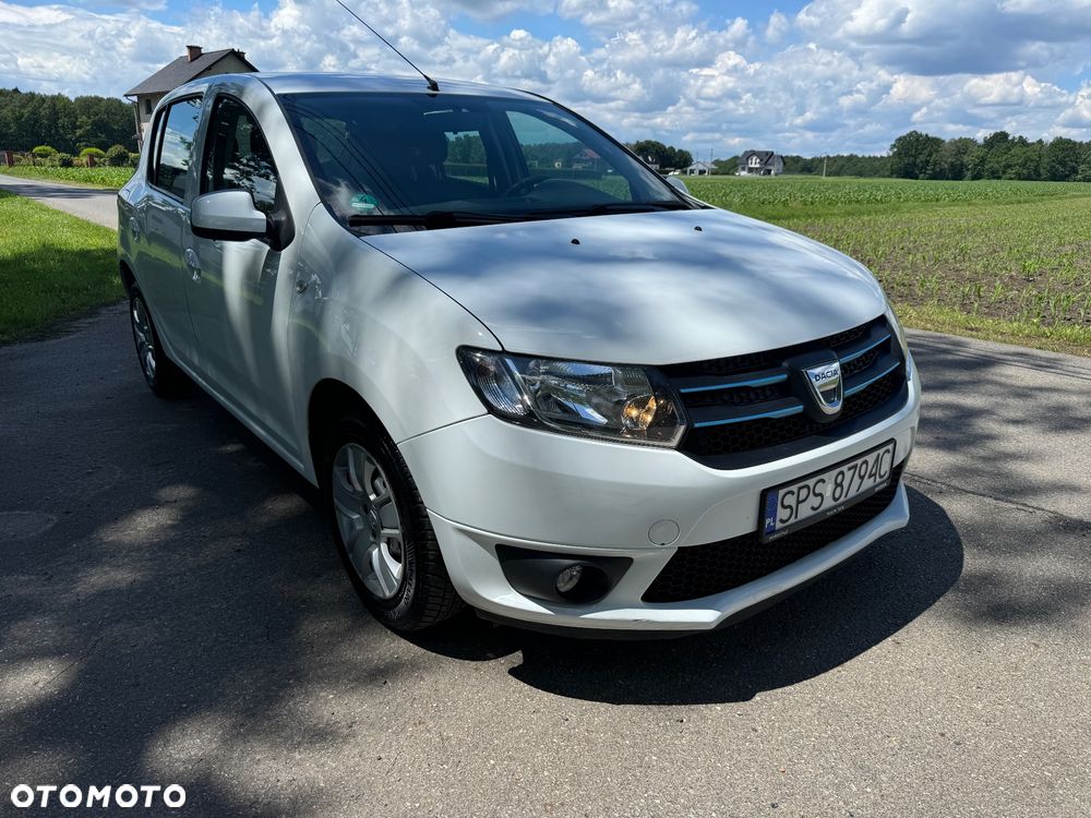 Dacia Sandero 1.2 16V 75 Laureate - 3
