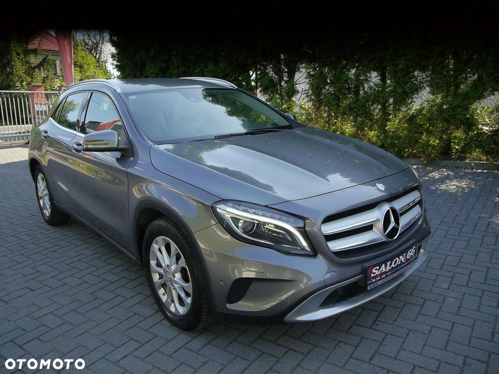 Mercedes-Benz GLA 200 UrbanStyle Edition - 3