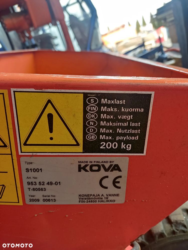 posypywarka Husqvarna Kova S1001 piaskarka - 3