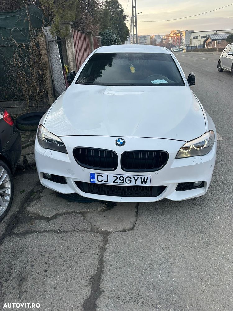 BMW Seria 5 525d xDrive AT - 8