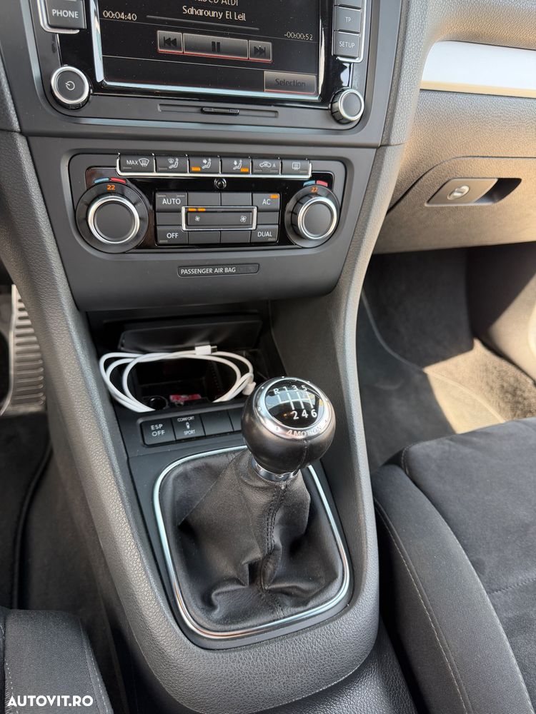 Volkswagen Golf 2.0 TDI Highline 4Motion - 18