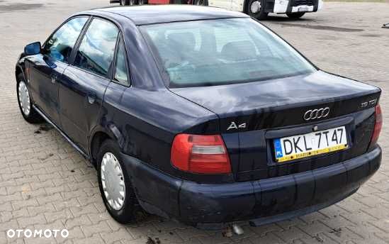 Audi A4 Avant 1996 photo 4
