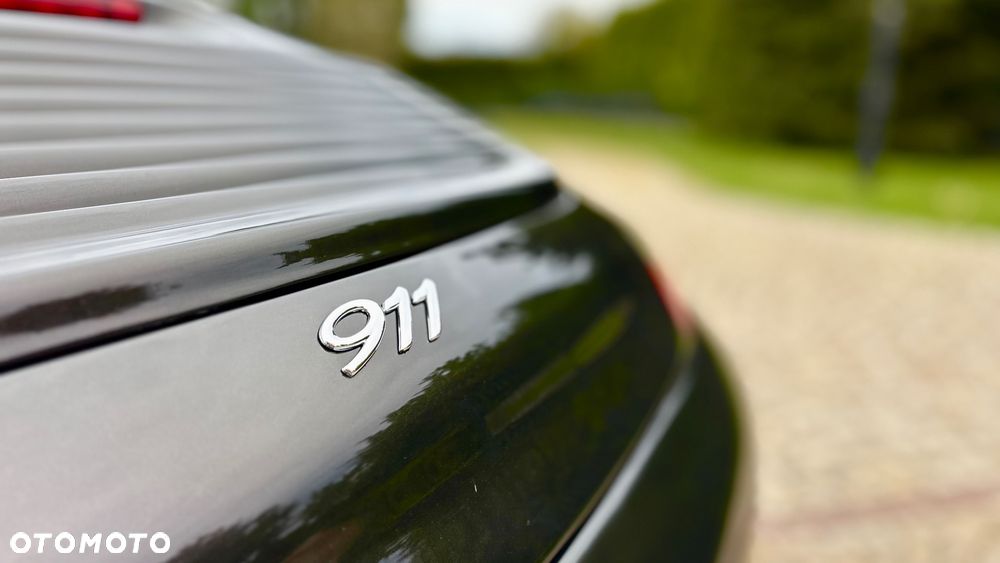 Porsche 911 - 16