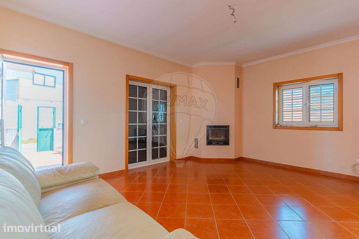 Moradia T2 para venda - Grande imagem: 3/50