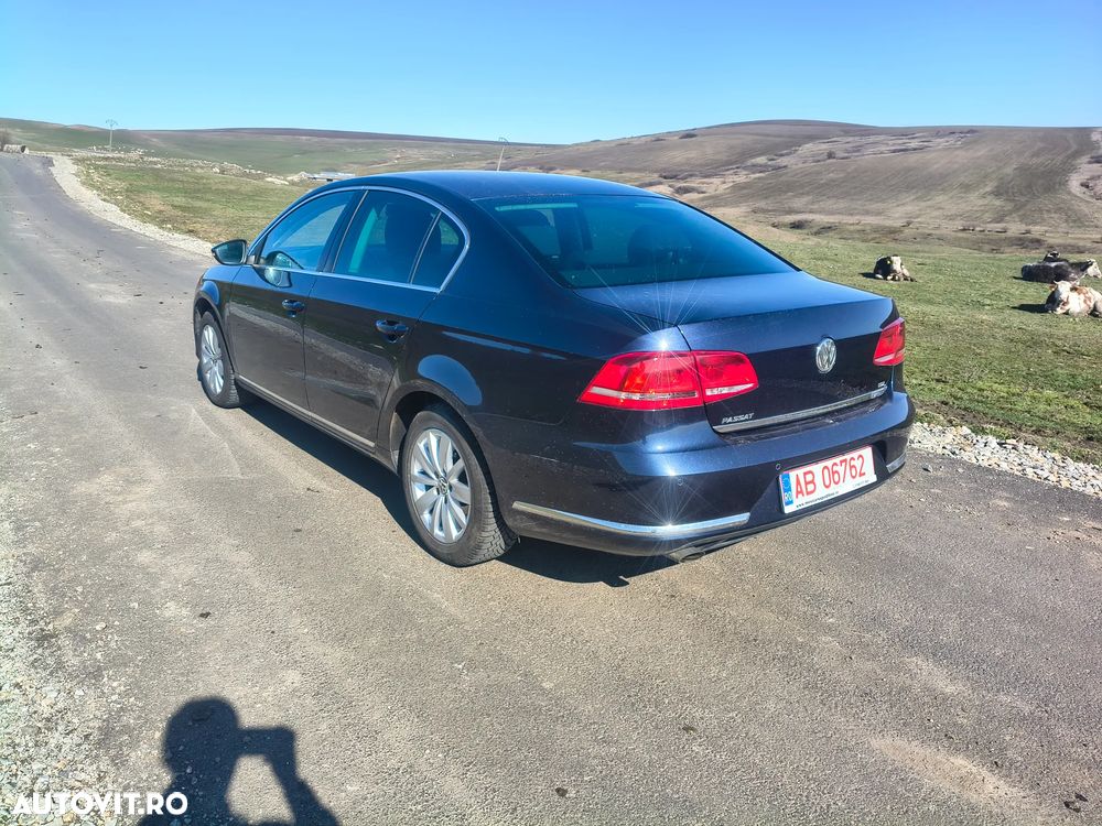 Volkswagen Passat 1.6 TDI DPF BlueMotion - 4