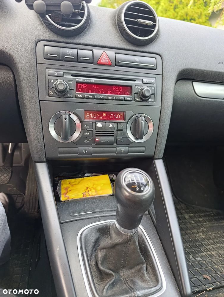 Audi A3 1.6 Ambiente - 11