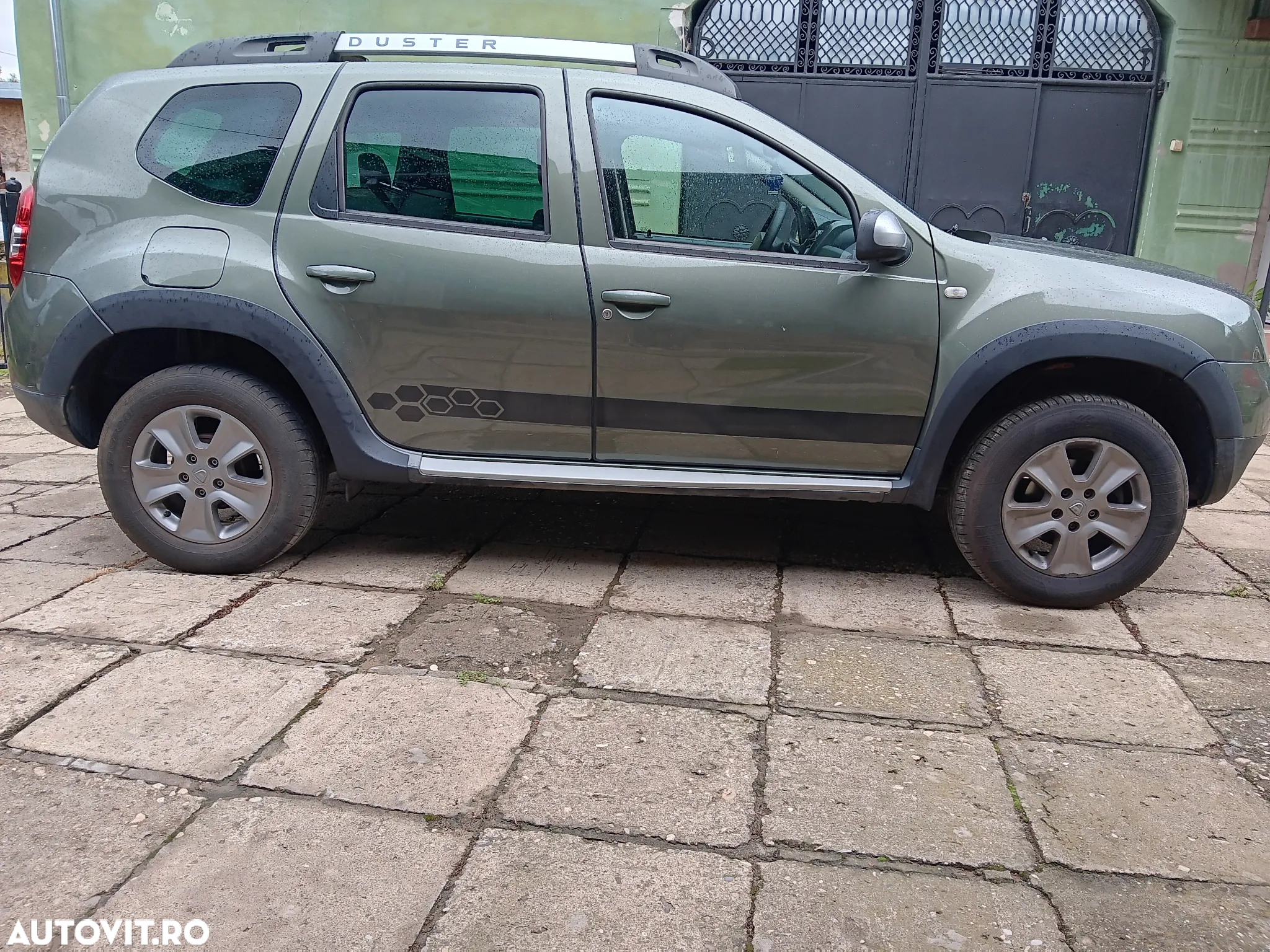 Dacia Duster 1.5 dCi 4x2 Laureate - 17