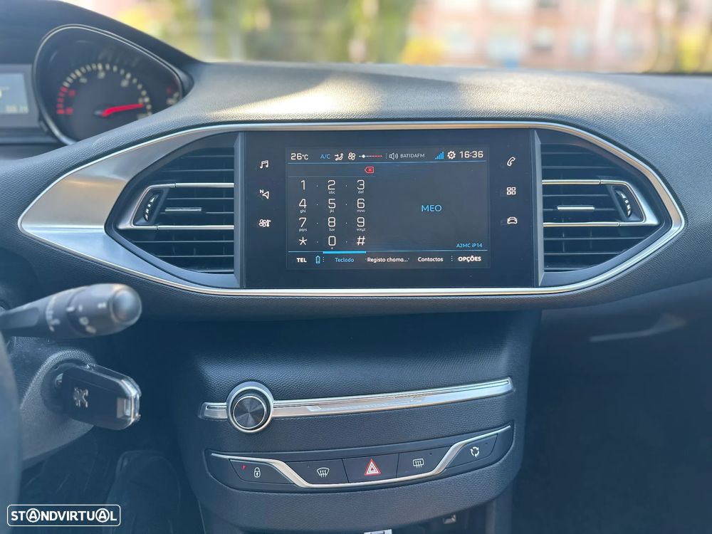 Peugeot 308 SW 1.5 BlueHDi Business Line - 26