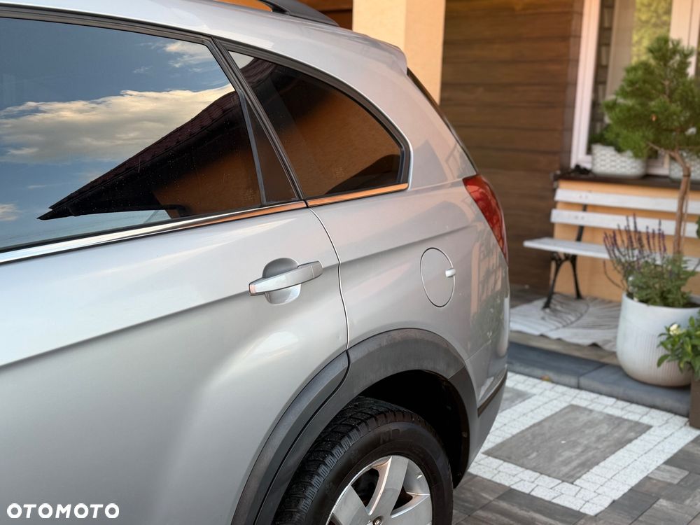 Chevrolet Captiva 2.0 4WD 5 Sitzer LT Exclusive - 28