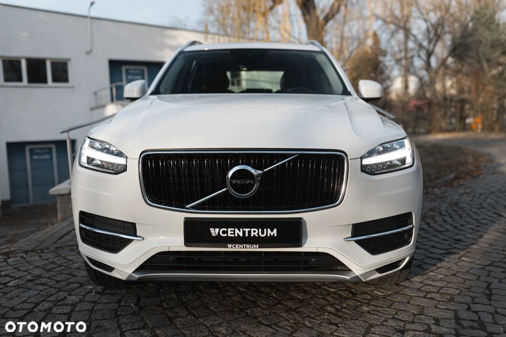 Volvo XC 90 D5 AWD Momentum - 4