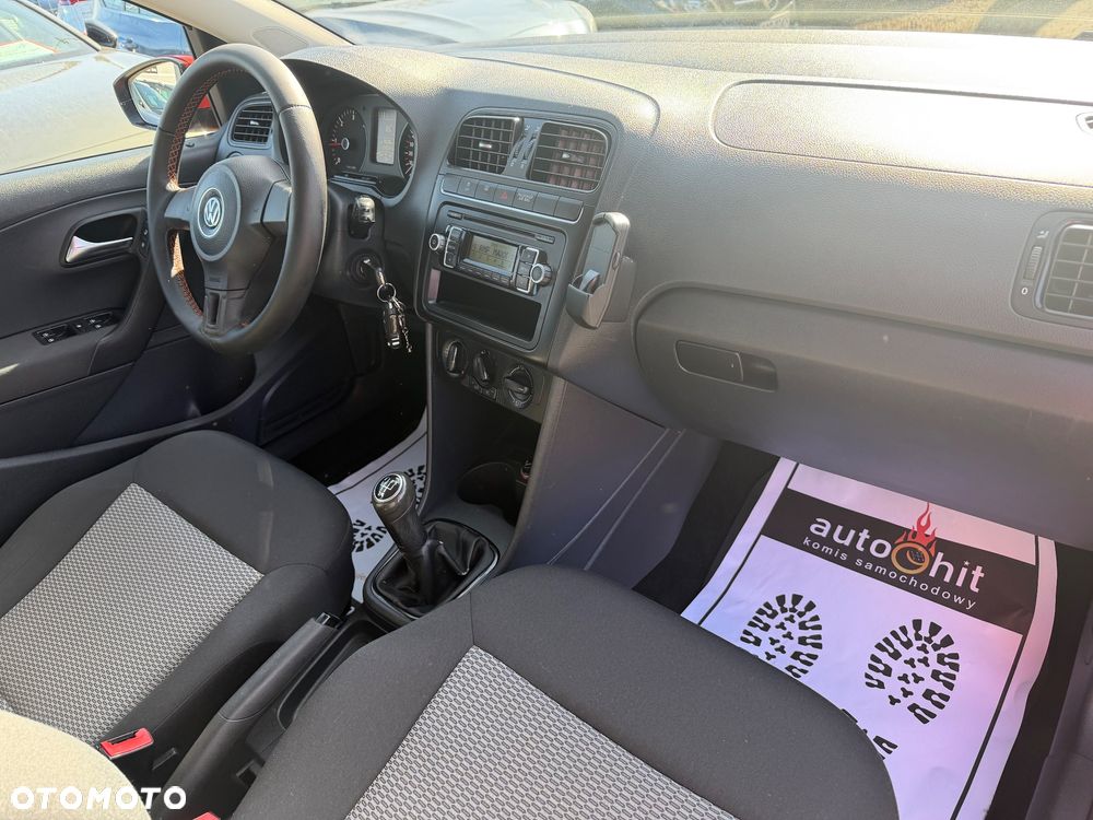 Volkswagen Polo - 27