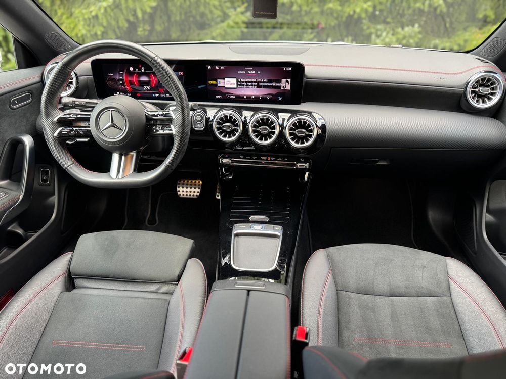 Mercedes-Benz CLA 200 mHEV AMG Line 7G-DCT - 34