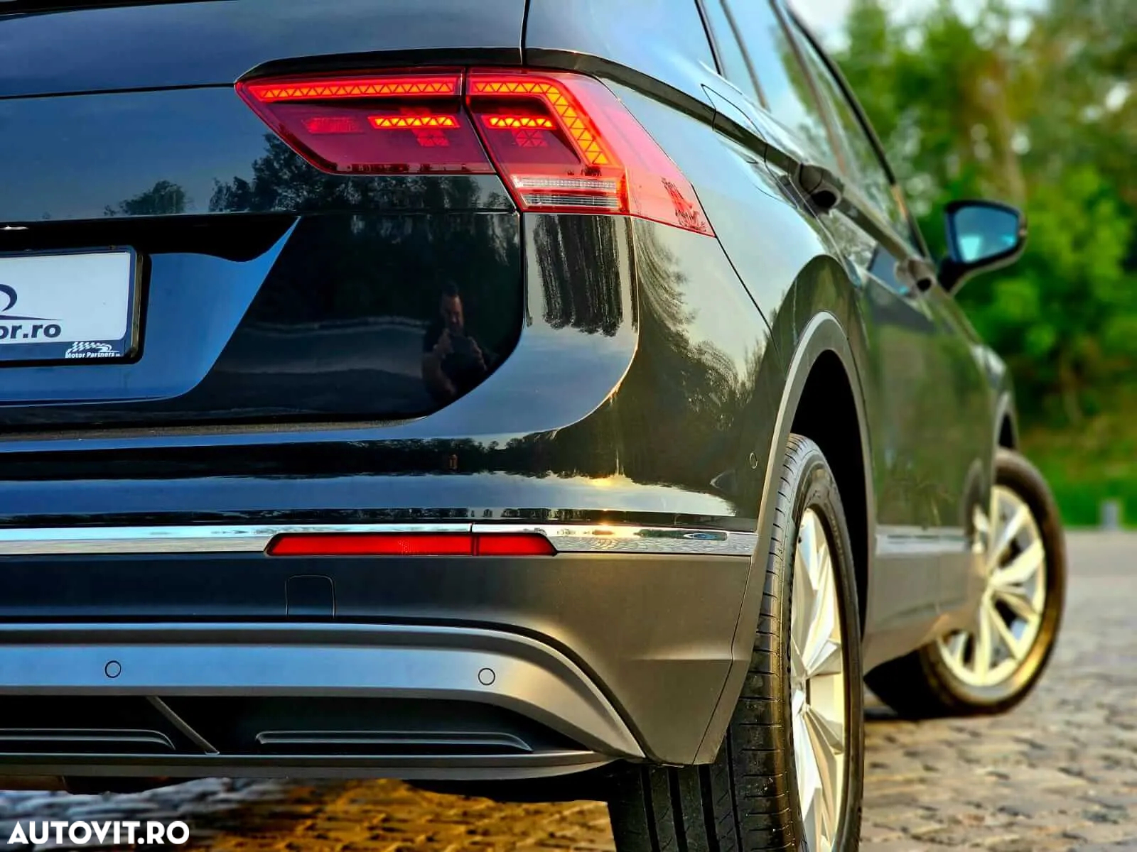 Volkswagen Tiguan 2.0 TDI 4Mot DSG Highline - 8