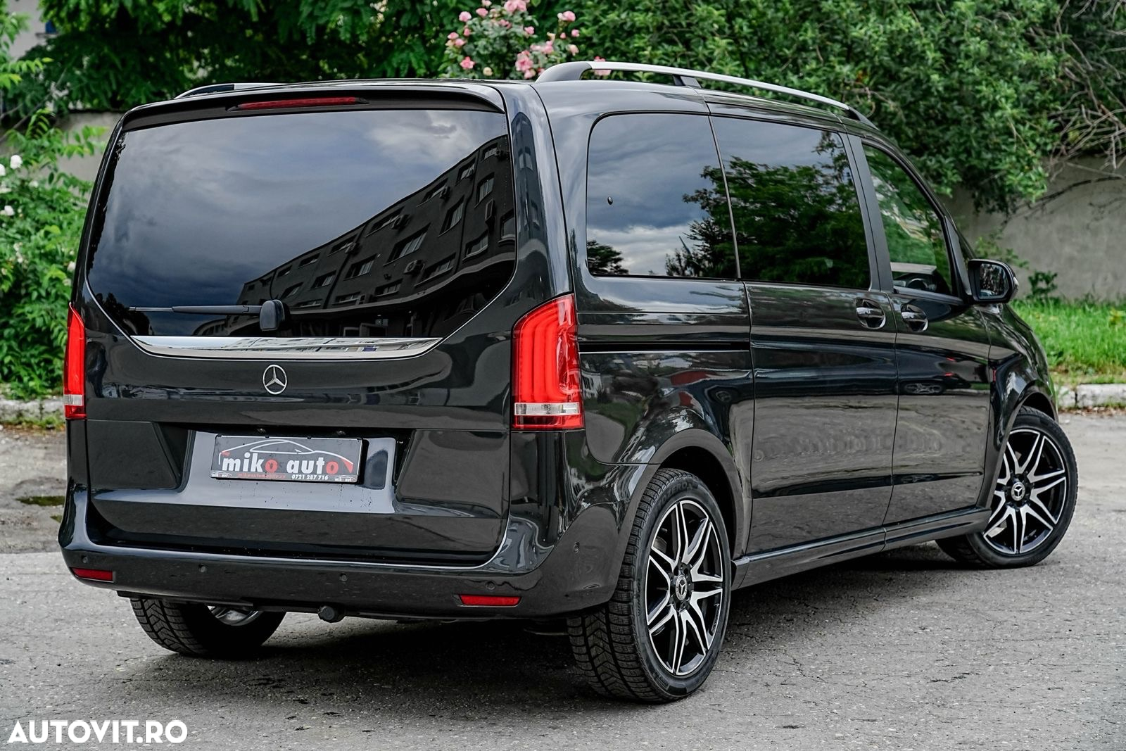 Mercedes-Benz V 220 d kompakt 9G-TRONIC Edition 2020 - 7