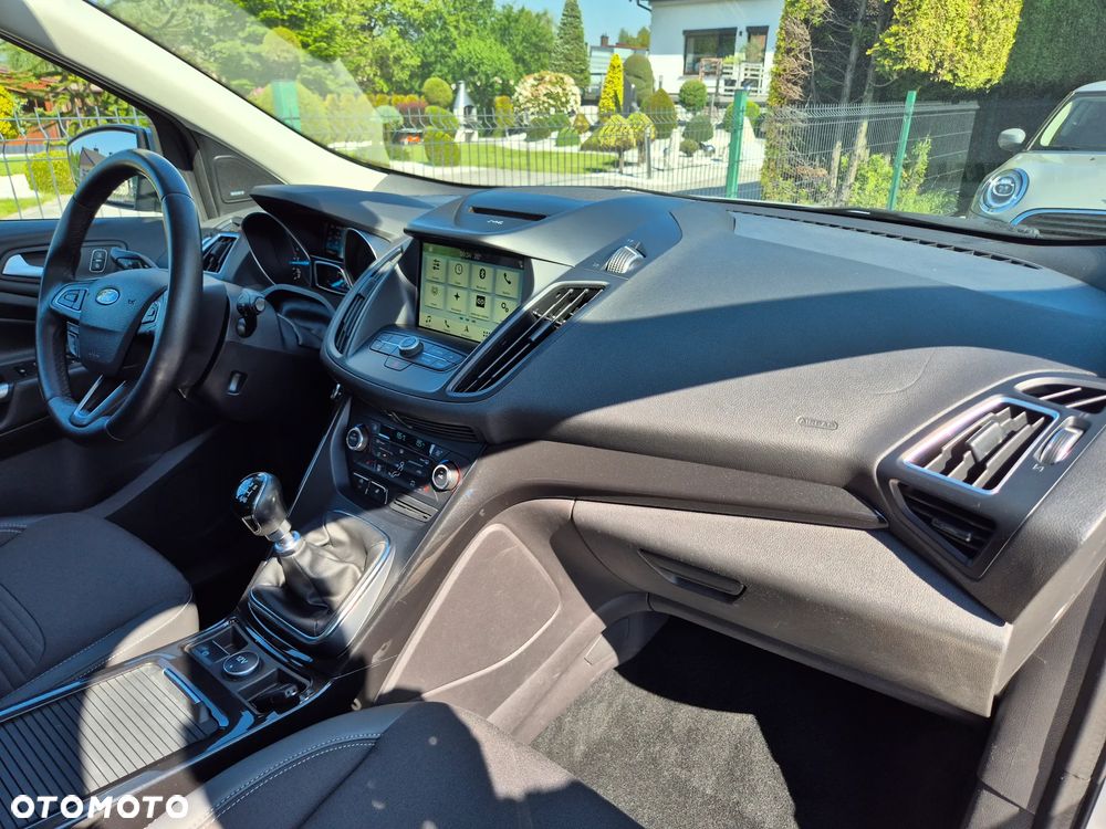 Ford Kuga 2.0 TDCi 4x2 Titanium - 13