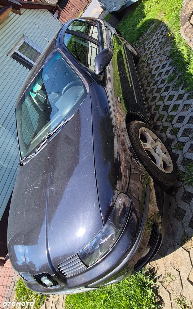 Seat Leon 1.9 TDI Signo - 3
