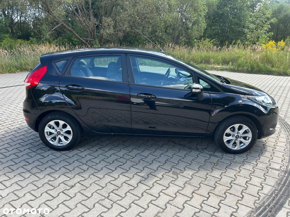 Ford Fiesta 1.25 Champions Edition - 4