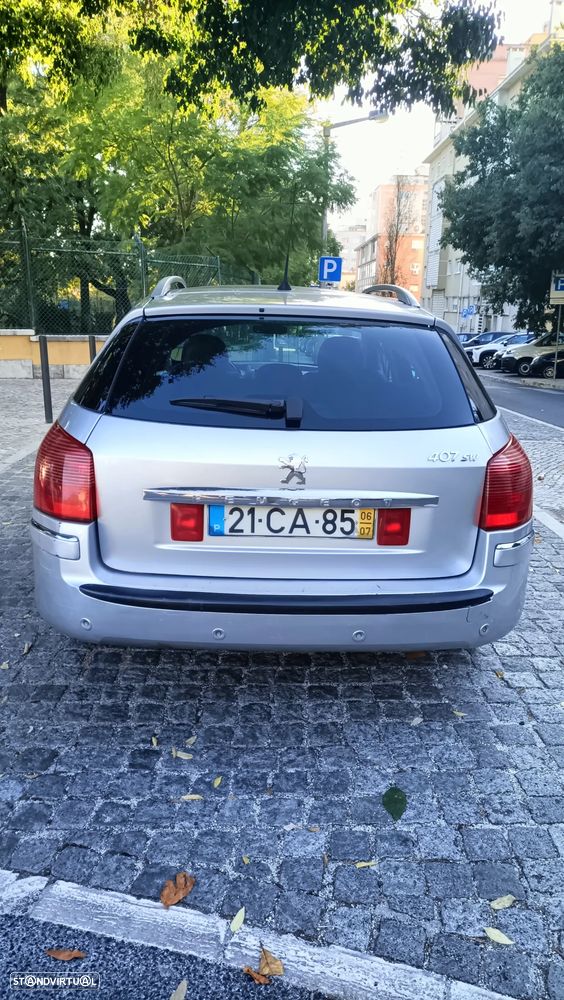 Peugeot 407 SW 2.2 HDi Executive - 13
