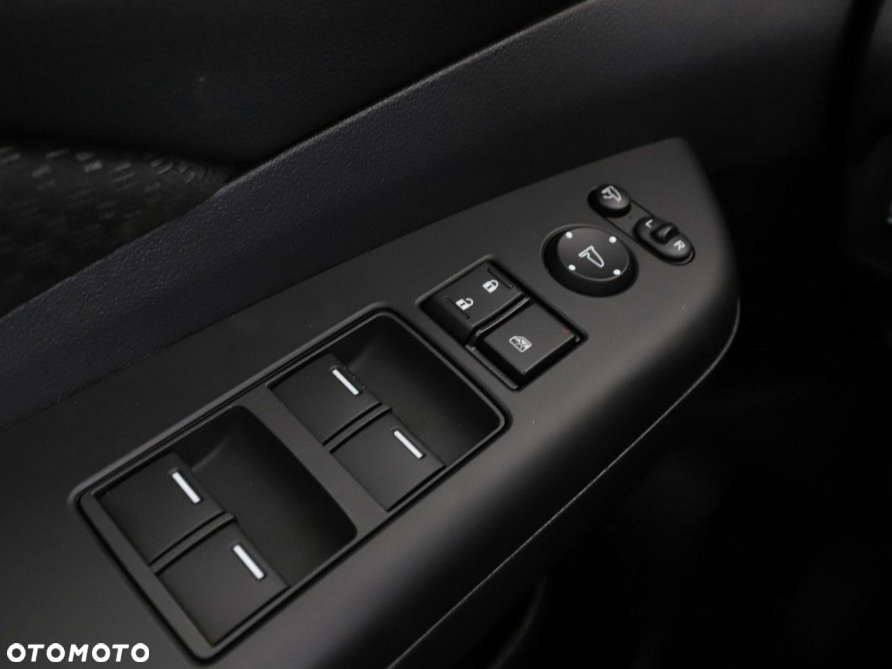 Honda CR-V 2.0 Elegance (2WD) - 33